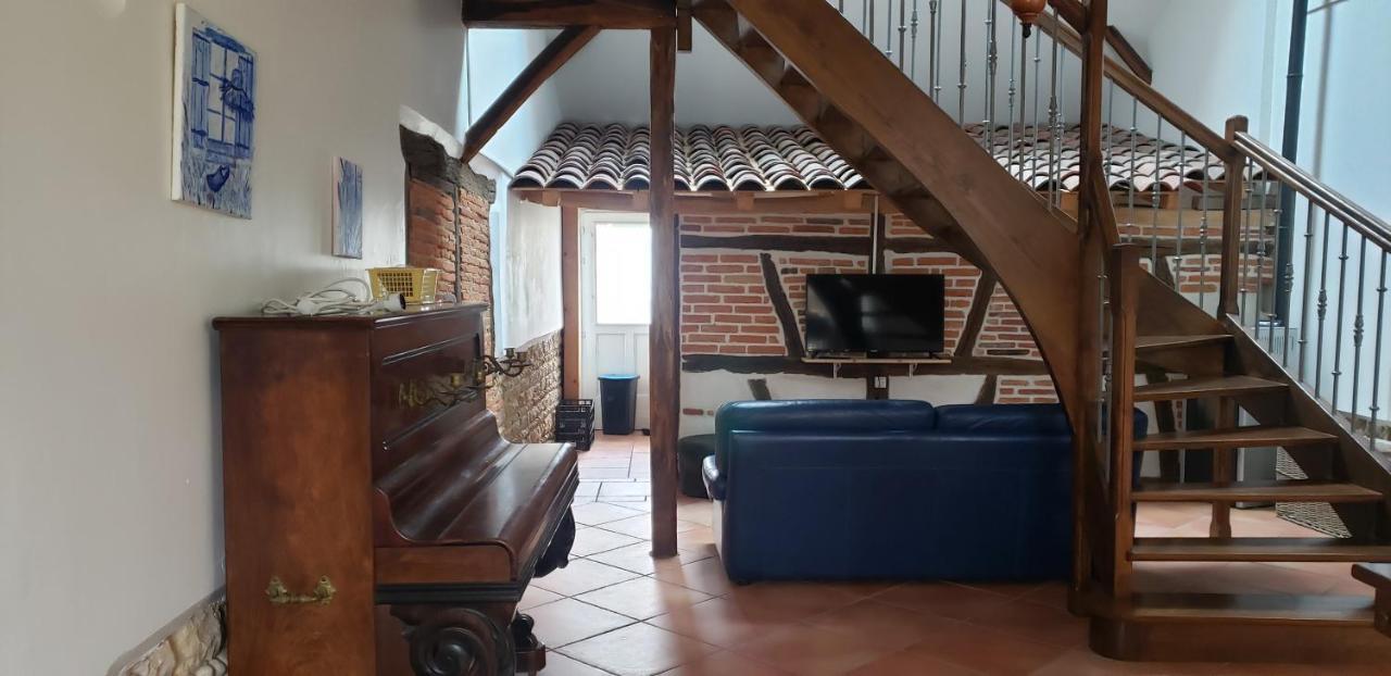 La Ferme Du Tilleul Foissiat Bagian luar foto